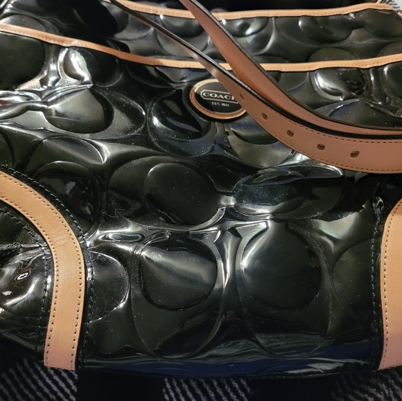 Coach Peyton Embossed Patent leather crossbody (F20022) - Picture 2 of 14